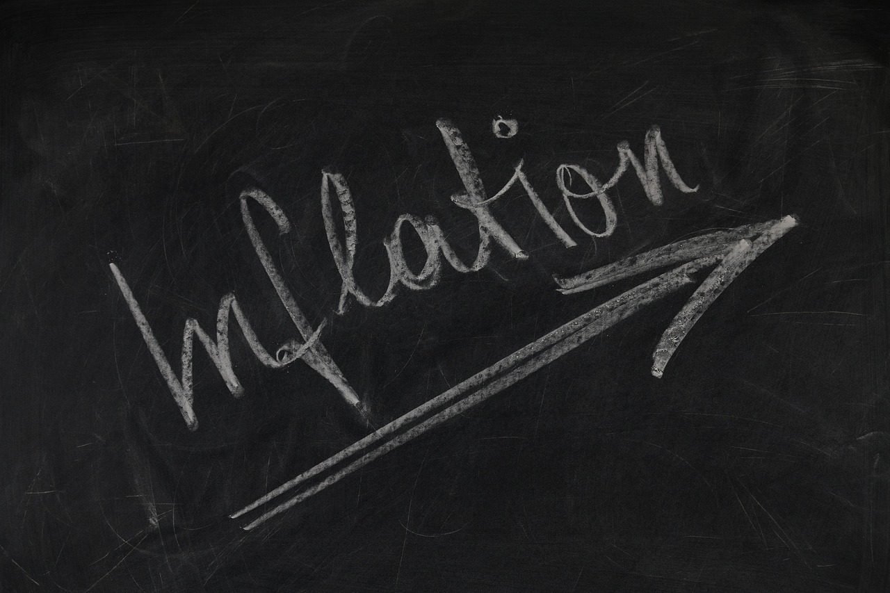 Kostenvergleich ETF, Fonds und Sparbuch nach Inflation – May-Finanz